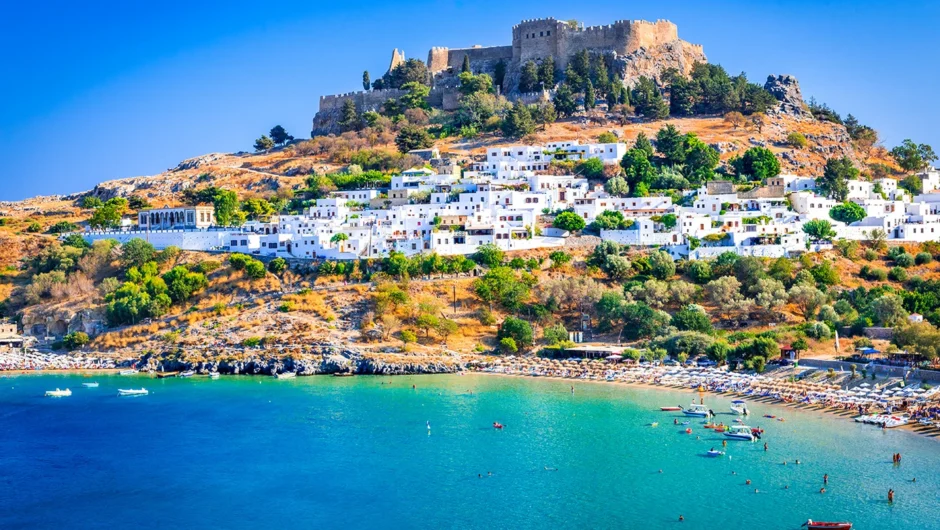 Η Ελλάδα «κερδίζει» Σκανδιναβία και Κόλπο: Τουριστική άνοδος σε δύο αγορές