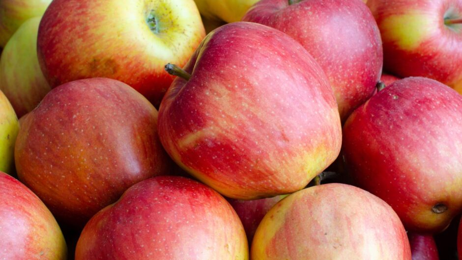 Τι θα συμβεί στην πίεσή σας αν τρώτε ένα μήλο την ημέρα;