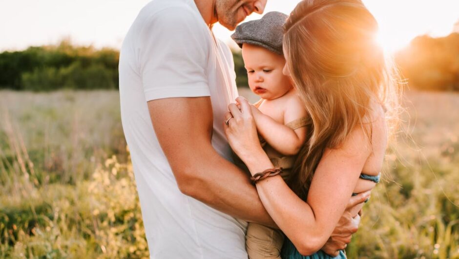 Πολύτεκνες και τρίτεκνες οικογένειες: Οι κερδισμένοι και οι χαμένοι της νέας φορολογικής κλίμακας