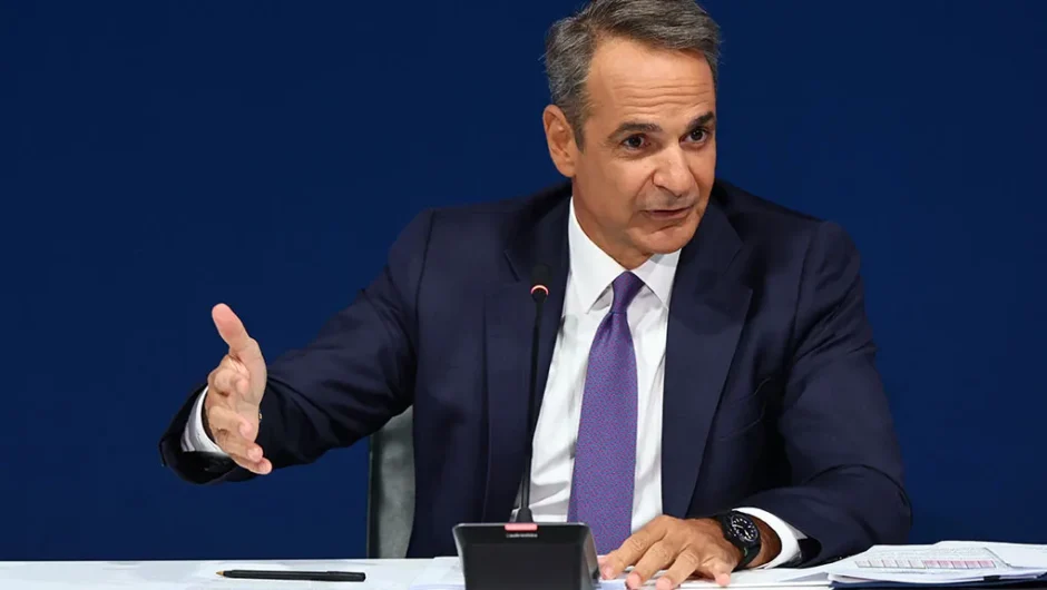 Δοξάζονται κρυπτόμενοι!