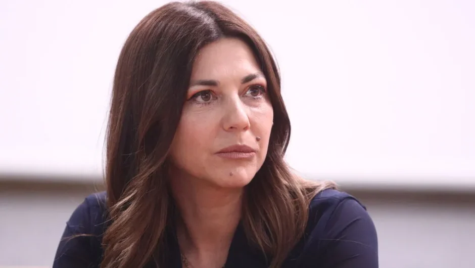 Αιωνίως ηλίθιοι…