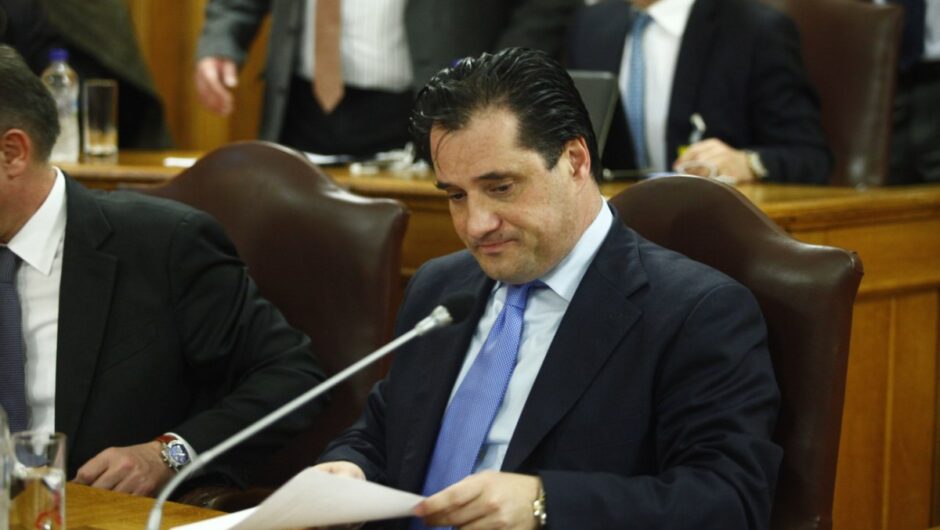 Δημιουργική λογιστική στις «επιτυχίες» του Άδωνι Γεωργιάδη