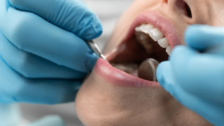 Η αιτία ενός από τους πιο θανατηφόρους καρκίνους μπορεί να βρίσκεται μέσα στο στόμα σας