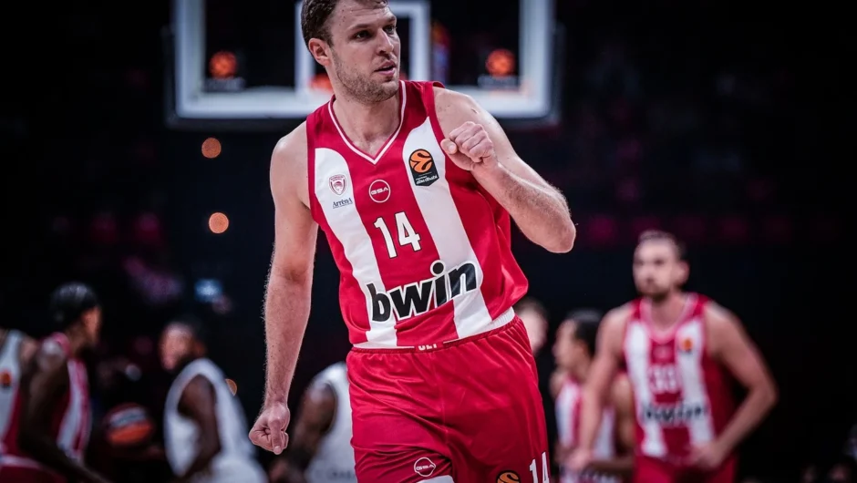 Θρίαμβος στο ΣΕΦ για τον Ολυμπιακό – Νίκησε 86-67 τη Ντουμπάι BC και ενθουσίασε το κοινό