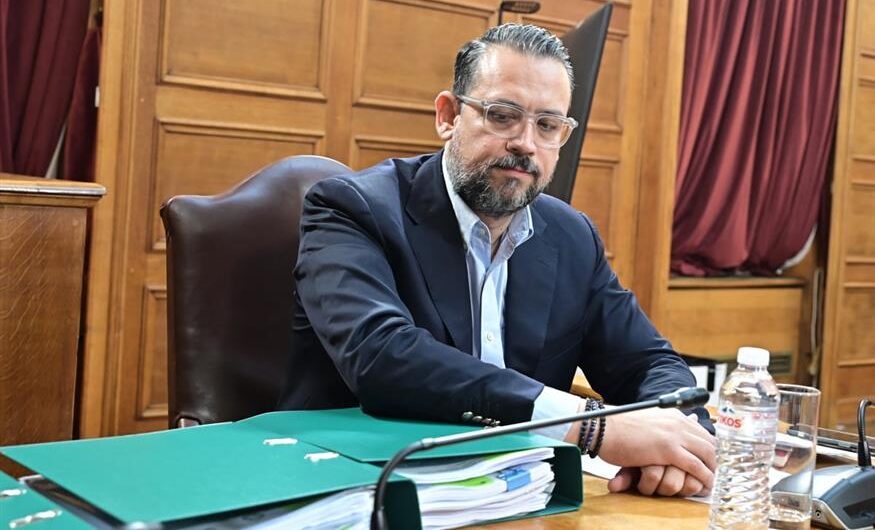 ΟΠΕΚΕΠΕ: Ο «γκάγκστερ», ο «killer» και ο «Μάκης» – Η κατάθεση του Δ. Ντογκούλη, ιδιοκτήτη ΚΥΔ στη Λάρισα, άναψε «φωτιές» στην Εξεταστική