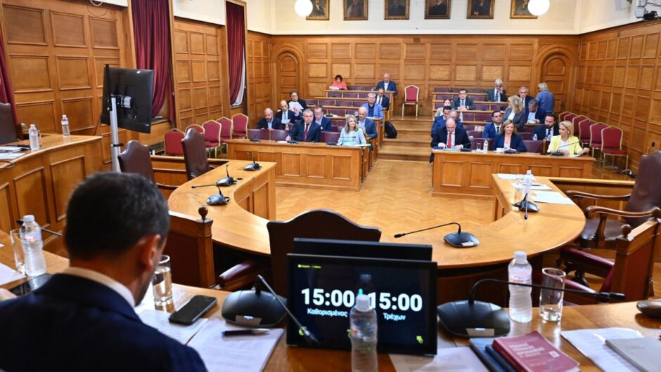 Η πολιτική κατρακυλά με σκάνδαλα και κουμπαριές, ο λαός παίρνει ανάποδες στροφές και ο Τσίπρας 3 Δεκέμβρη θα τα πει χωρίς περιστροφές