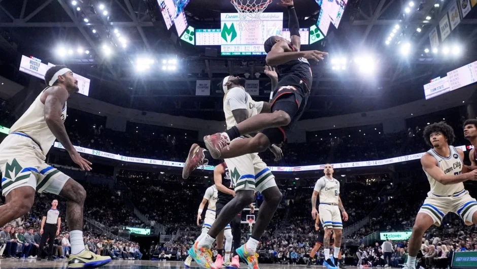 Ήττα στην παράταση για τους Μπακς χωρίς τον Γιάννη Αντετοκούνμπο