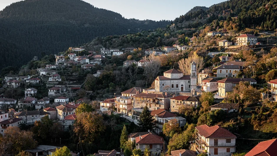 Στο μπαλκόνι του Μαινάλου και σε υψόμετρο πάνω από τα 1.100 μέτρα, θα βρείτε την ηρεμία σας