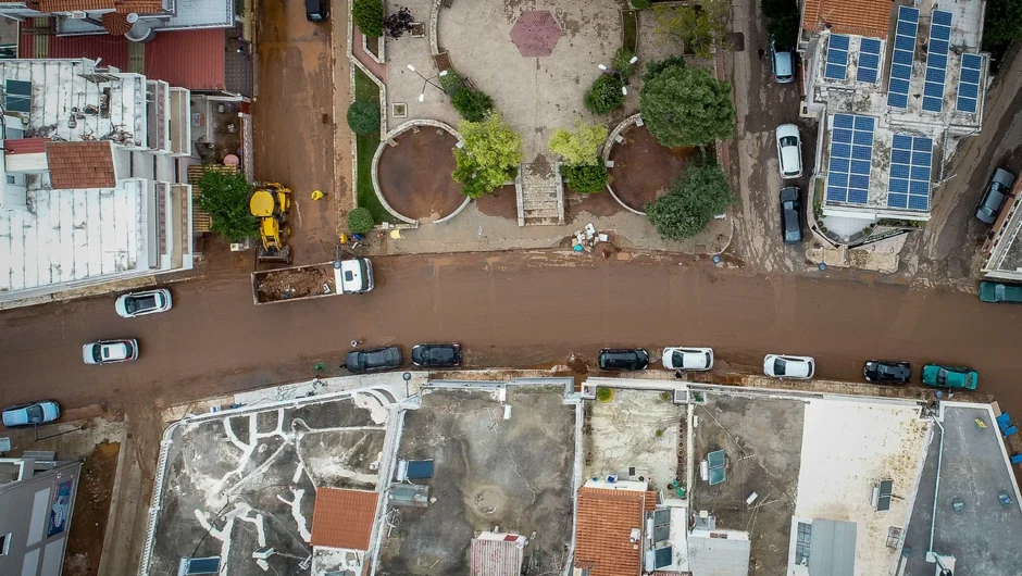 Σαν σήμερα 15 Νοεμβρίου: Η φονική πλημμύρα στη Μάνδρα – 23 νεκροί σε 30 λεπτά