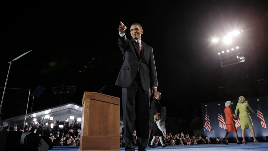 Σαν σήμερα 4 Νοεμβρίου: Ο Μπαράκ Ομπάμα γίνεται ο πρώτος Αφροαμερικανός πρόεδρος των ΗΠΑ