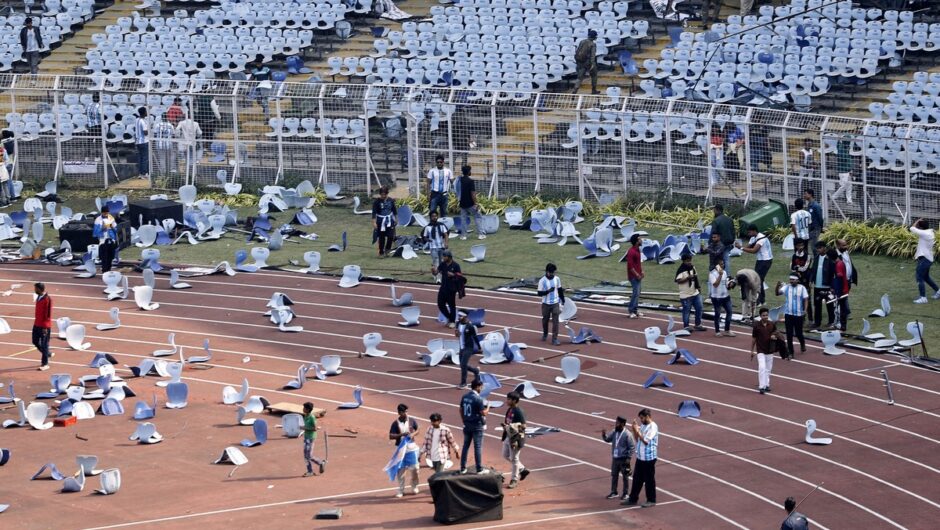 Λιονέλ Μέσι: Εικόνες χάους από απογοητευμένους οπαδούς του στην Ινδία