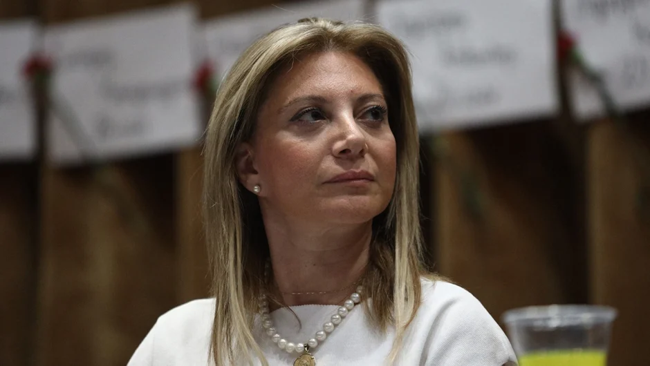 Νέα επίθεση της Καρυστιανού στην ΕΕ για τα Τέμπη: «Η Κομισιόν ήξερε την έλλειψη τηλεματικού αλλά δεν έκανε απολύτως τίποτα»