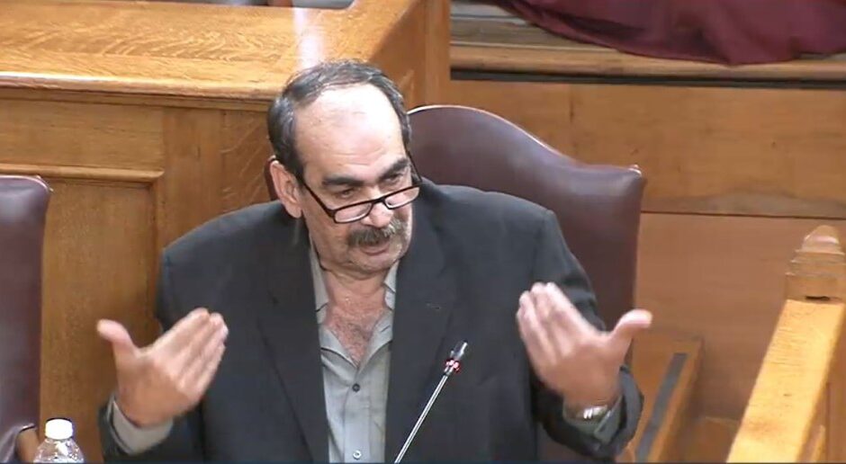 Κυβέρνηση «Φραπέδων»: Το πραγματικό πρόβλημα είναι το δικαίωμα σιωπής που επικαλείται η Νέα Δημοκρατία για τον ΟΠΕΚΕΠΕ