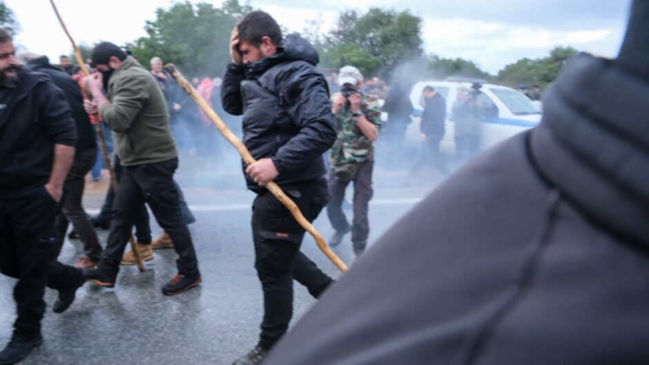 Κυβέρνηση σε πανικό