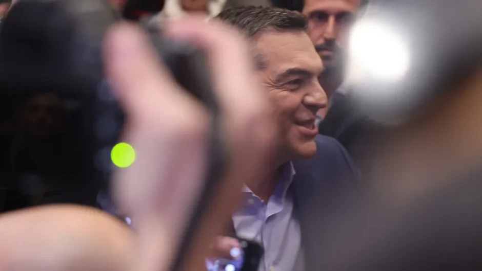 «Μεταφράζοντας» τον Τσίπρα
