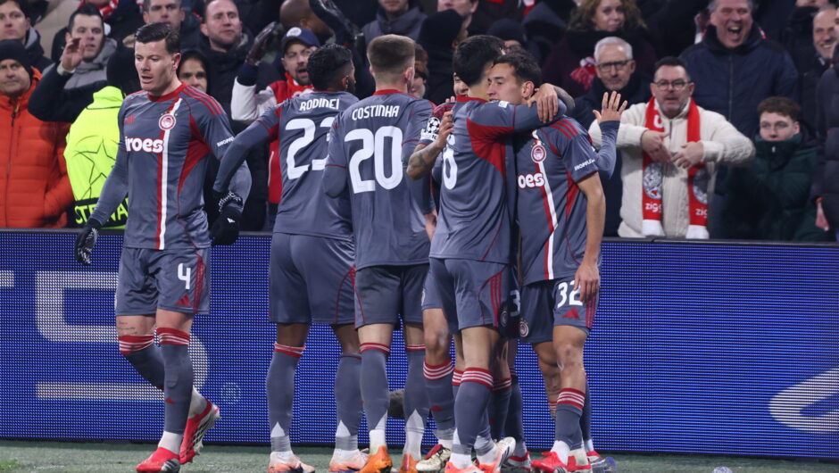 Άγιαξ – Ολυμπιακός 1-2: Μέγας «θρύλος» στο Άμστερνταμ – Προκρίθηκε στα playoff του Champions League