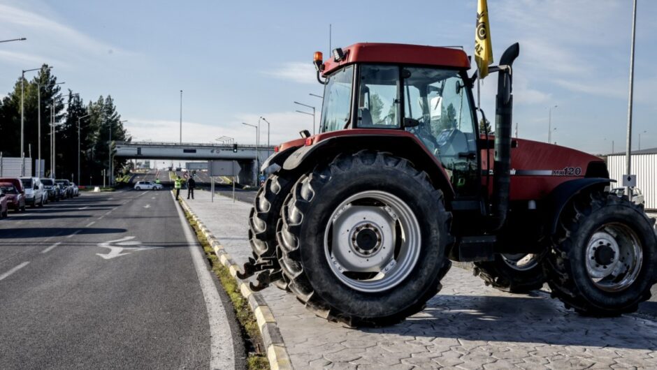 Αγρότες: Διάλογος με «γραμμές» που δεν «σπάνε» – Το blame game του Μαξίμου εν αναμονή της συνάντησης