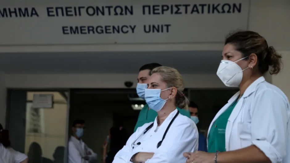 ΙΣΑ: Αυξάνονται οι βίαιες επιθέσεις κατά γιατρών σε δομές υγείας