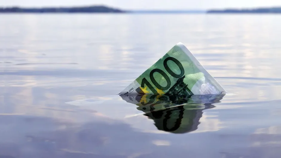 H Ευρώπη φρενάρει, η Ελλάδα επιταχύνει