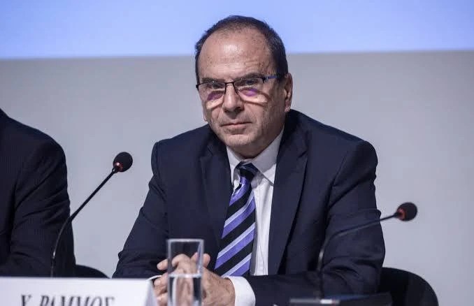 Ράμμος: Μόνο 2 άρθρα χρειάζεται να αλλάξουν στο Σύνταγμα – Άρθρο 90 και 86