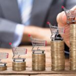 Συνεχίζει να καλπάζει ο πληθωρισμός: Γιατί «χτυπάει» περισσότερο την Ελλάδα