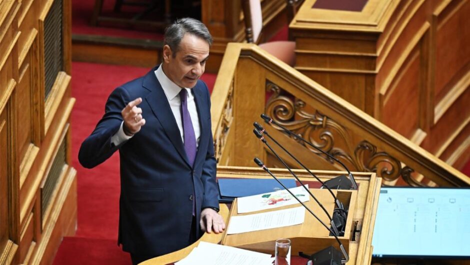 Ένοχη σιωπή Μητσοτάκη για τις υποκλοπές – Δεν είπε κουβέντα