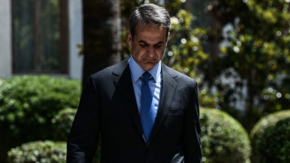 Ο φόβος νέων αποκαλύψεων για τις υποκλοπές στοιχειώνει το Μαξίμου