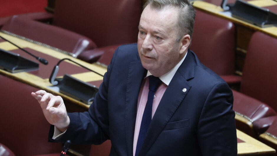 Β. Κόκκαλης: Χιλιάδες ασφαλισμένοι με ρυθμισμένες οφειλές δεν μπορούν να βγουν στη σύνταξη