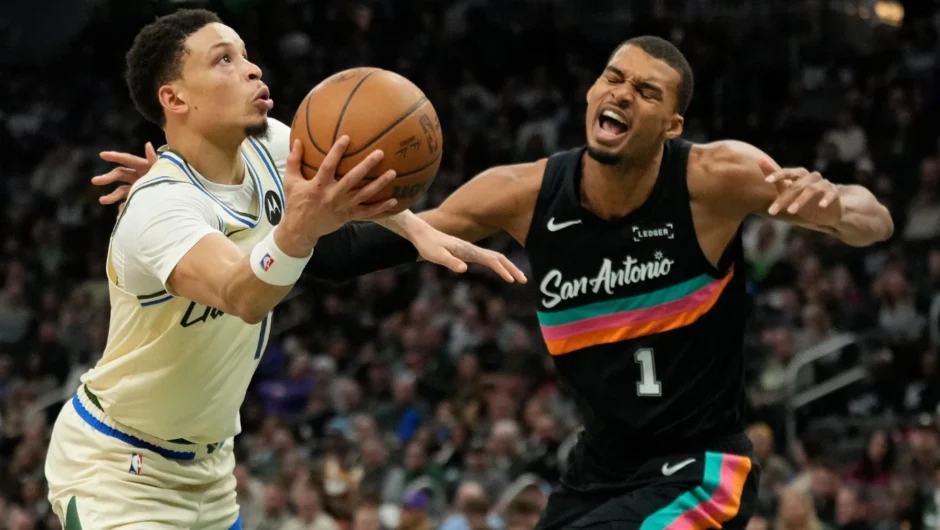 NBA: Οριστικά εκτός play off οι Μπακς μετά την ήττα από τους Σπερς