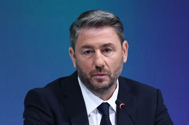 Δεν φταίει ο ίδιος, τόσος είναι…