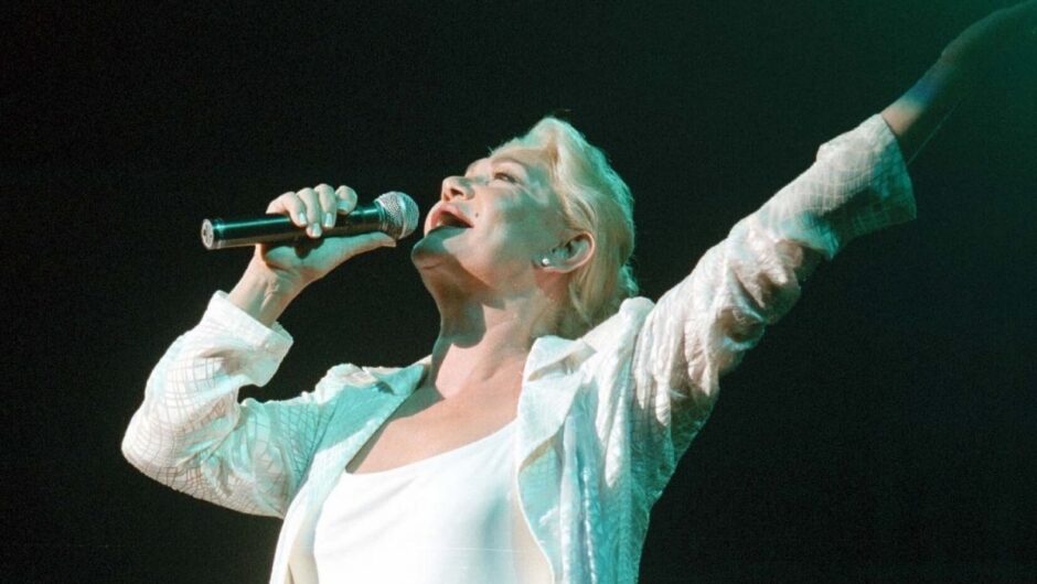 Μαρινέλλα: Η ιστορία ζωής ενός μύθου