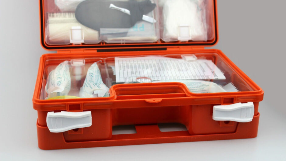 Φαρμακείο αυτοκινήτου: Πρόστιμο €30 για όσους δεν το έχουν – Από πότε θα ισχύσουν οι αλλαγές