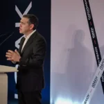 Αντίστροφη μέτρηση για το κόμμα Τσίπρα