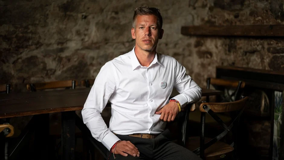 Ο Πέτερ Μάγιαρ κέρδισε τις εκλογές στην Ουγγαρία – Ποιος είναι ο άνθρωπος που ανέτρεψε τον Όρμπαν