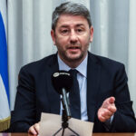 Ανδρουλάκης: Ο Μητσοτάκης με τον ανιψιό του δημιούργησαν μία συμμορία στο Μαξίμου για να επηρεάζουν τη Δικαιοσύνη