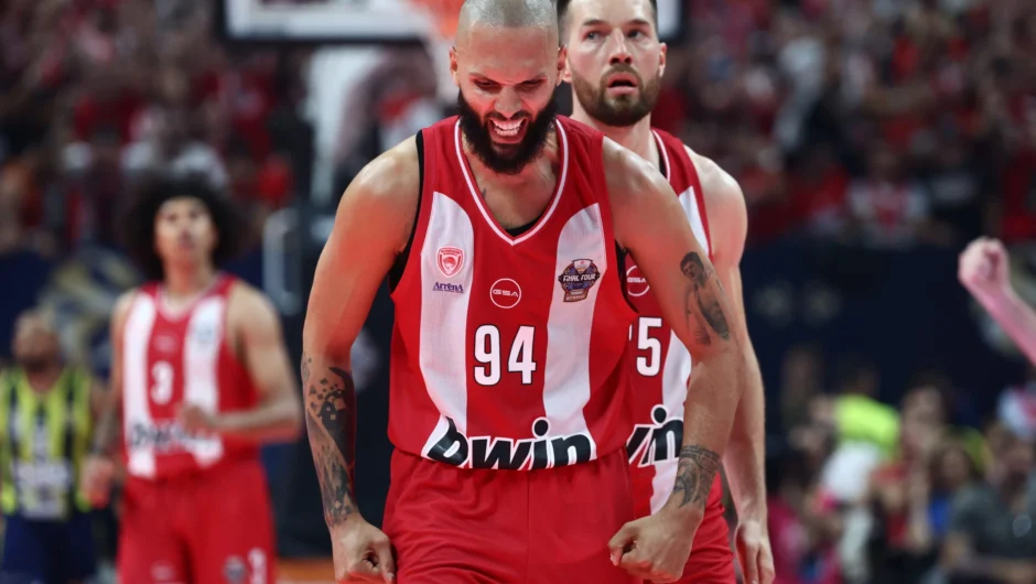 Ολυμπιακός – Φενέρμπαχτσε 79-61: «Ερυθρόλευκος» θρίαμβος στο «T-Center» – Προκρίθηκε στον τελικό του Final Four της Euroleague