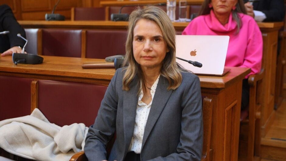 Παρέμβαση Μιλένας Αποστολάκη για δανειολήπτες νόμου Κατσέλη: Να καθαρογραφεί άμεσα η απόφαση που τους προστατεύει