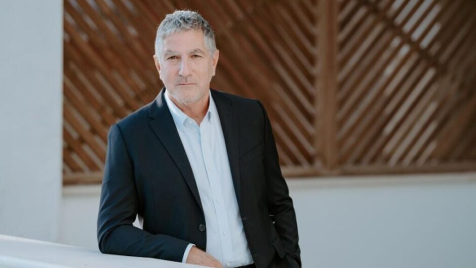 Βόμβες Ντίλιαν για τις υποκλοπές: «Πουλάμε σε κρατικές υπηρεσίες, δεν είμαστε μισθοφόροι»