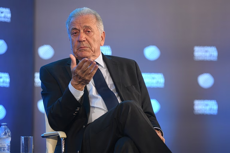 Από την «πεθερά» στους «κερατάδες»;