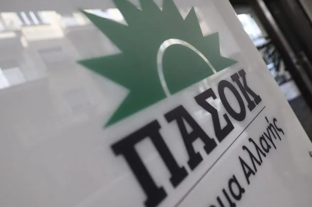 Το ΠΑΣΟΚ δίνει “ασίστ” σε Μητσοτάκη και Τσίπρα…