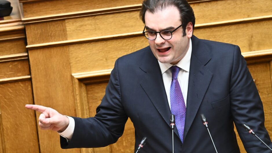 Βουλή: Κατατέθηκε η τροπολογία του ΥΠΟΙΚ για τα κόκκινα δάνεια που επηρεάζει πάνω από 100.000 οφειλέτες