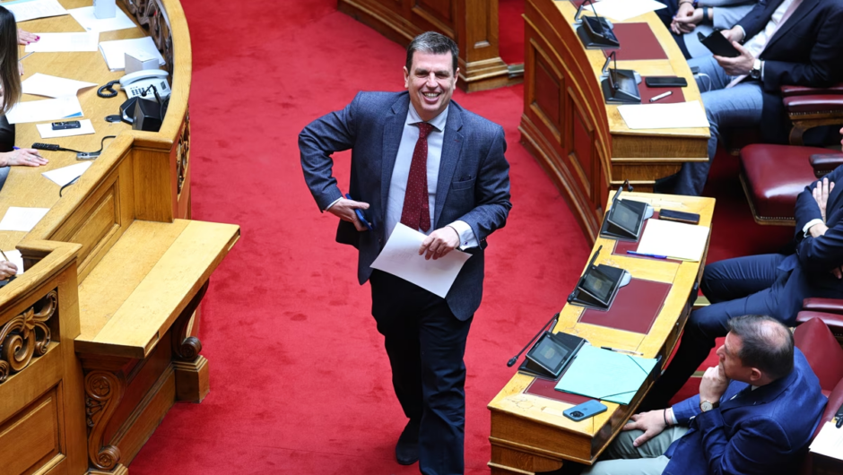 Η στεγαστική κρίση εξελίσσεται σε κοινωνικό εφιάλτη και ο Καιρίδης λέει πως τα υψηλά ενοίκια είναι «δείγμα υγείας»
