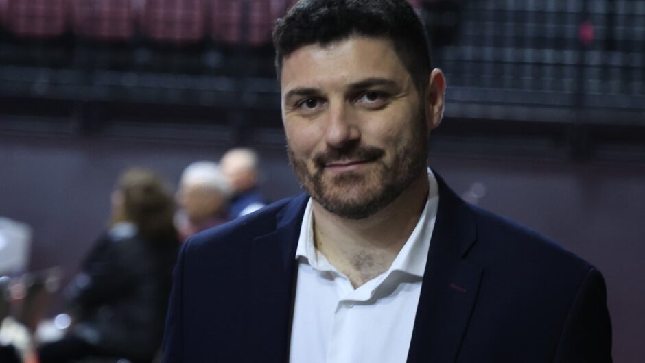 Τεμπονέρας για Μητσοτάκη και ΝΔ