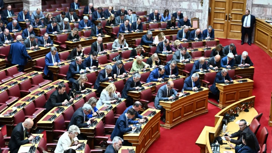 Σύνταξη: Τα τρία μεγάλα κέρδη για τους ασφαλισμένους που κάνουν χρήση πλασματικών ετών