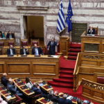Όταν η ΝΔ ομολογεί ότι θέλει να μετατρέψει το προεκλογικό της πρόγραμμα και το ιδεολογικό της στίγμα σε συνταγματική διάταξη