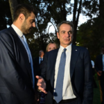 ΔΕΘ, Μαδούρο και επίδομα κουτσουρεμένο — στο Μαξίμου το μενού σερβίρεται ξαναζεσταμένο