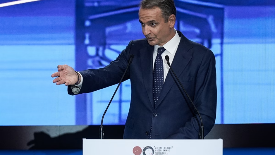 Η κοινωνία δεν χειροκρότησε το «πακέτο ΔΕΘ» του πρωθυπουργού – ακριβώς επειδή μπορεί πια να κρίνει την κυβέρνησή του